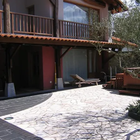 Baketxe Baserria Homestay